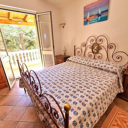Vista Mare E Montagna Apartment Cala Gonone Bagian luar foto